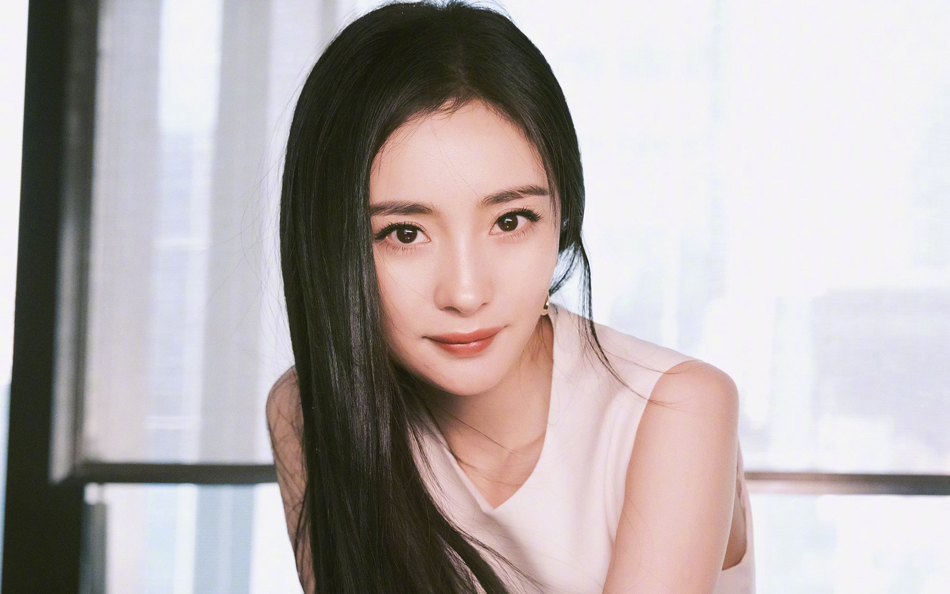 纽卡斯尔联主场3-2险胜布伦特福德，进攻端火力全开，纽卡斯尔联主场叫什么