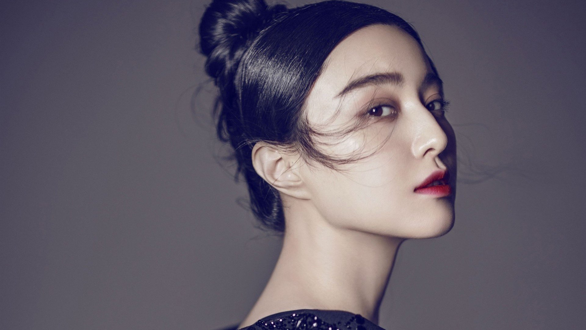 布克关键上篮命中太阳完成逆转好戏,布克球星