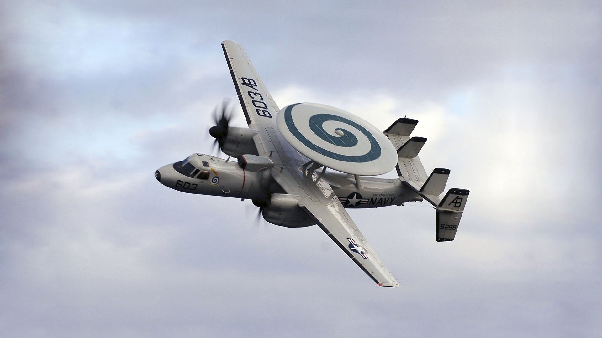 阿莱克西赛场表现引发媒体关注，阿莱克西亚同人图