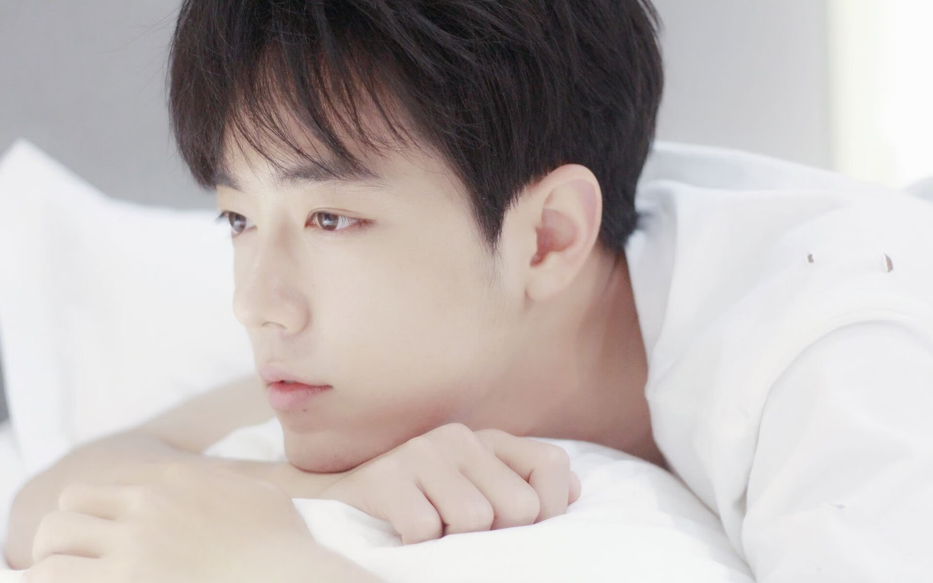 马拉松赛事全程无塑理念引领环保风尚，马拉松wa